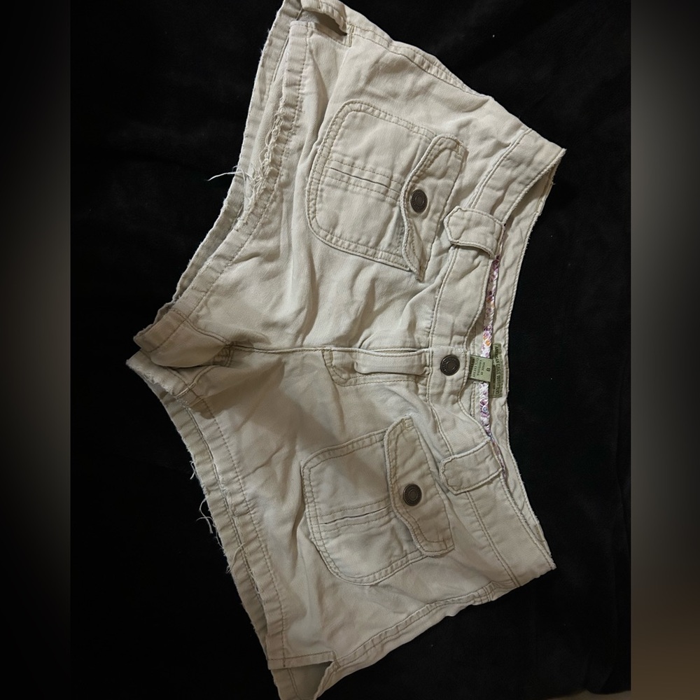 American Eagle cargo shorts
